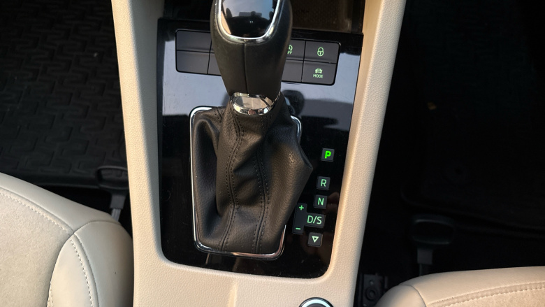 Skoda Octavia 1.5 TSI SE L 5dr DSG Petrol Hatchback